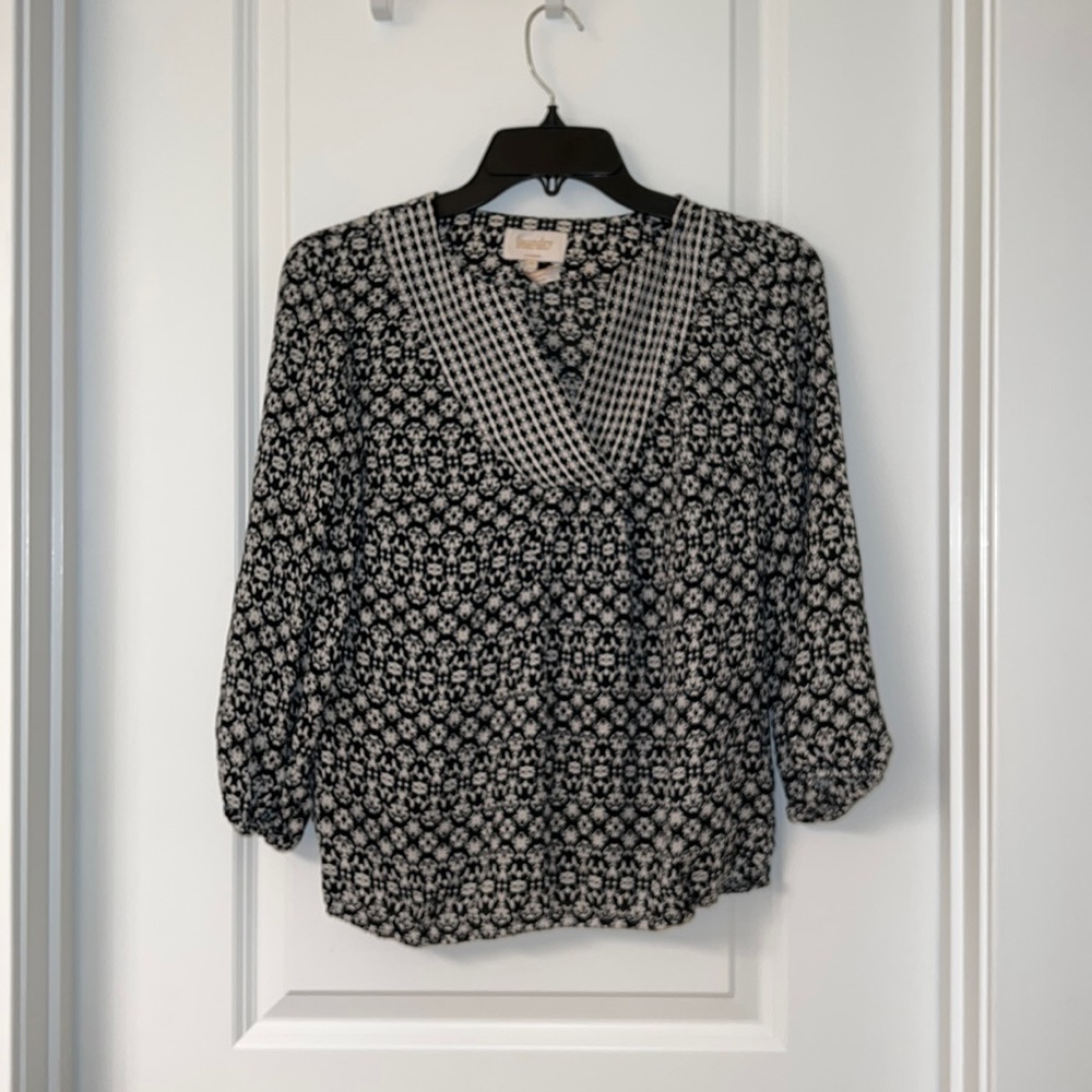 Black and White Peasants Blouse Laundry XS